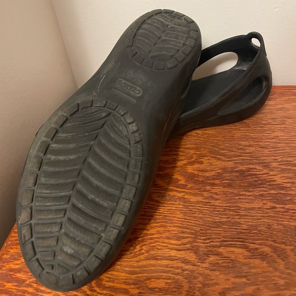 CROCS -Women's Kadee Ballet Flats Size 9 Black Rubber Slip On Beach Garden Shoe - Picture 2 of 6